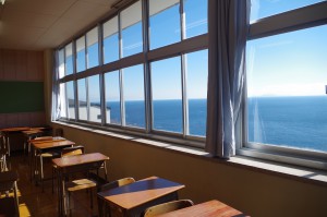 海の見える教室